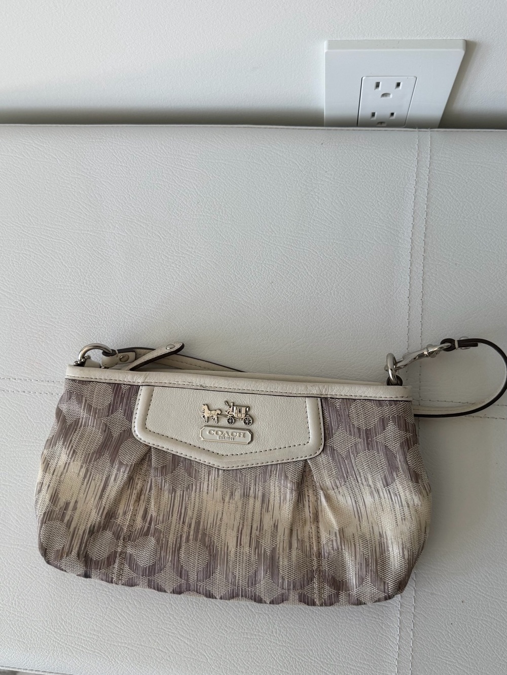 Coach Cream and Taupe Signature Wristlet Clutch - Op Art Small